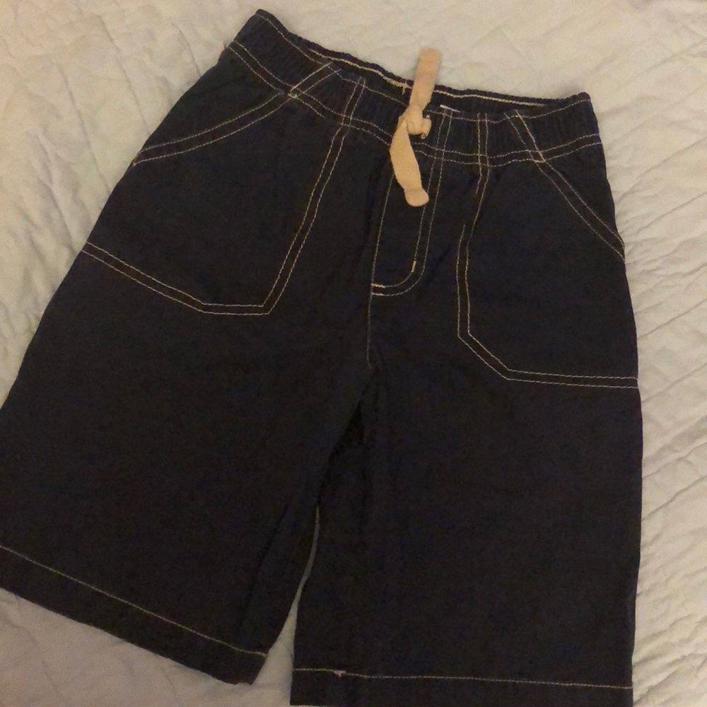 Jumping Bean casual shorts